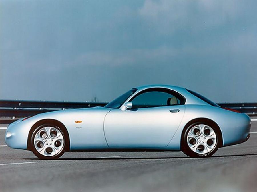  Alfa Romeo Nuvola Concept 1996 года  (фото 3 из 6)